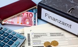 Какие зарплаты получают в Германии граждане и иммигранты